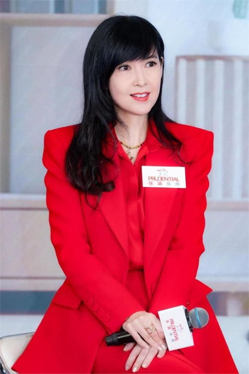 岁周慧敏晒与张敏重逢照，网友：颜值依旧