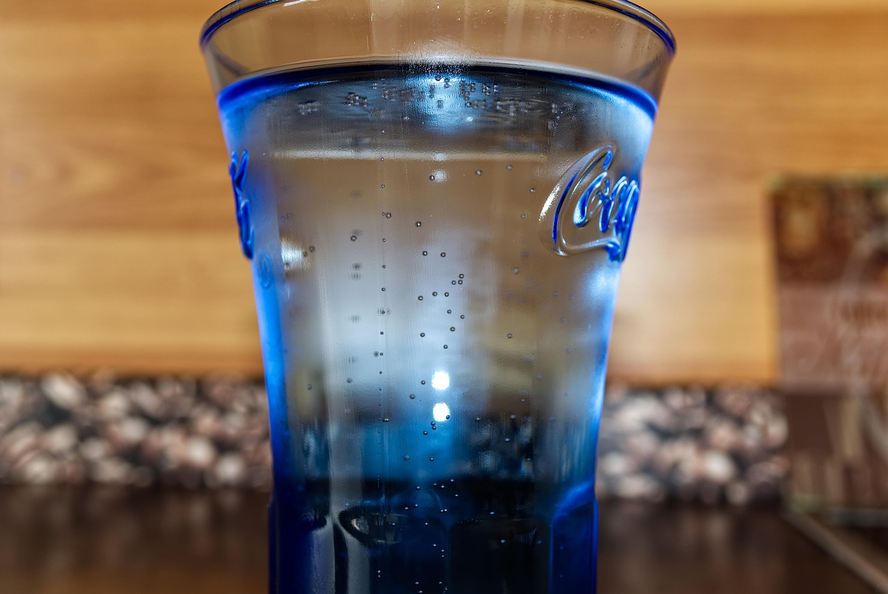 告别水润生活，科学策略教你抵抗口渴诱惑