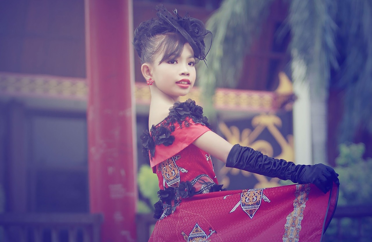 张柏芝制服，时尚与功能的完美融合